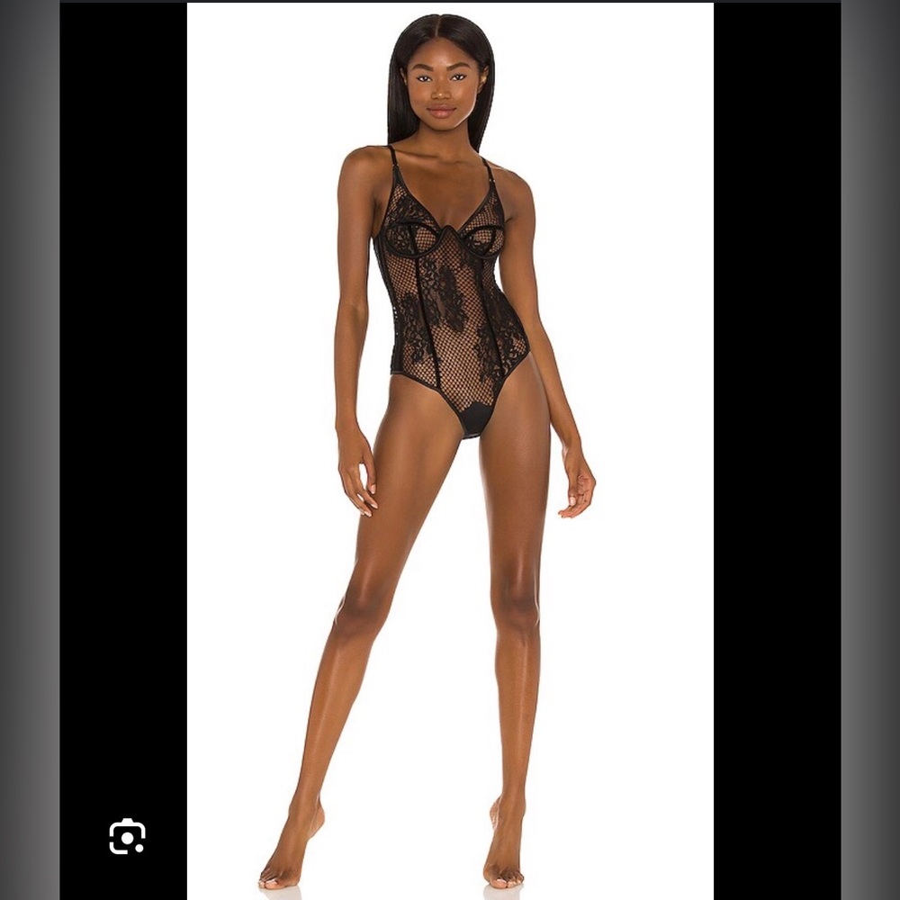 God Save Queens Valentina Playsuit Sz Small Excellent Condition - Picture 2 of 7